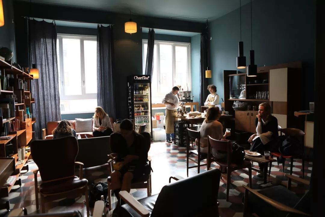 專注新銳設(shè)計(jì)的女裝展會(huì)WHITE MILANO，會(huì)是中國(guó)原創(chuàng)設(shè)計(jì)的福地嗎？圖片